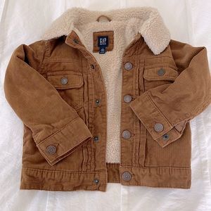 GAP boys size 3 corduroy Sherpa lined jacket